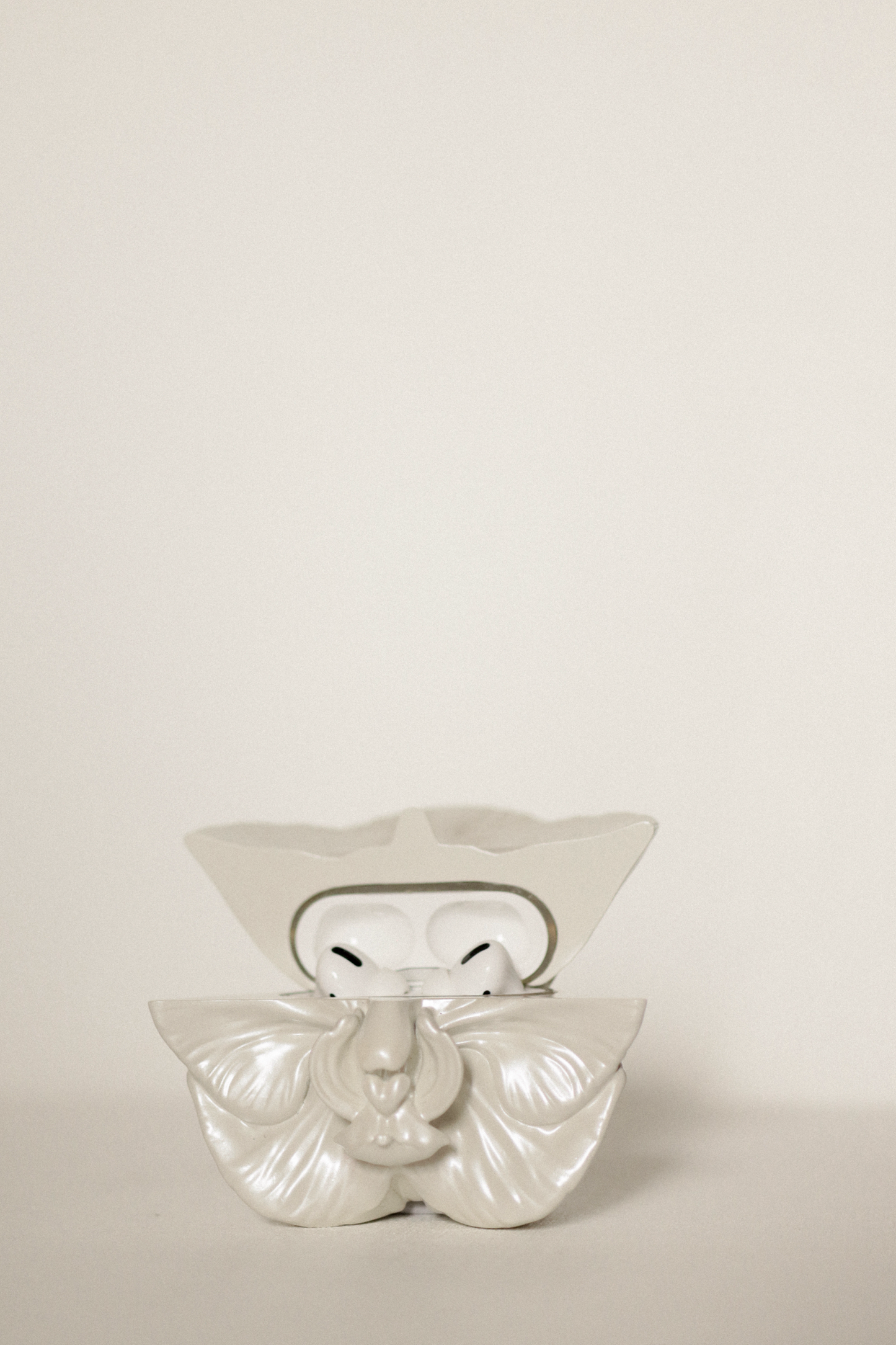 Phalaenopsis Airpods Case